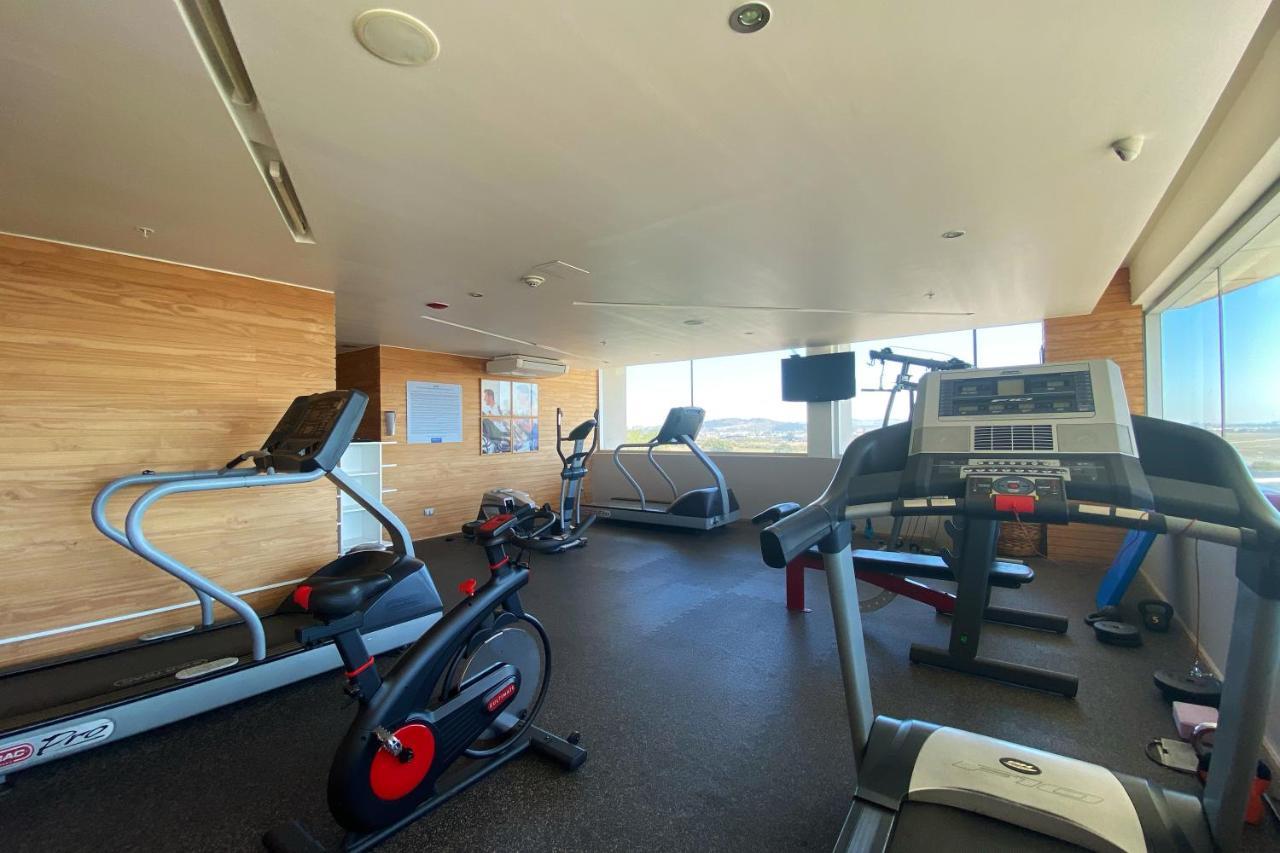فندق Wyndham Concepcion Pettra المظهر الخارجي الصورة The gym at the hotel