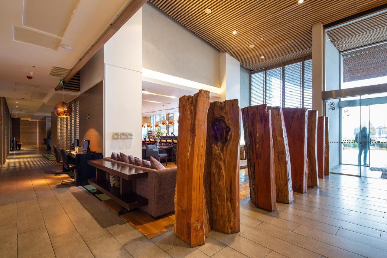فندق Wyndham Concepcion Pettra المظهر الخارجي الصورة The lobby of the hotel